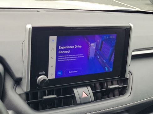 Certified 2025 Toyota RAV4 XLE AWD/4WD image 28