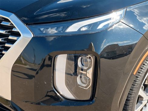 Used 2022 Hyundai Palisade Limited w/ Cargo Package image 3