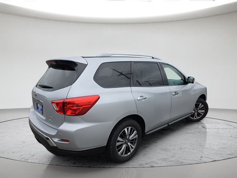 Used 2020 Nissan Pathfinder SL AWD/4WD image 6