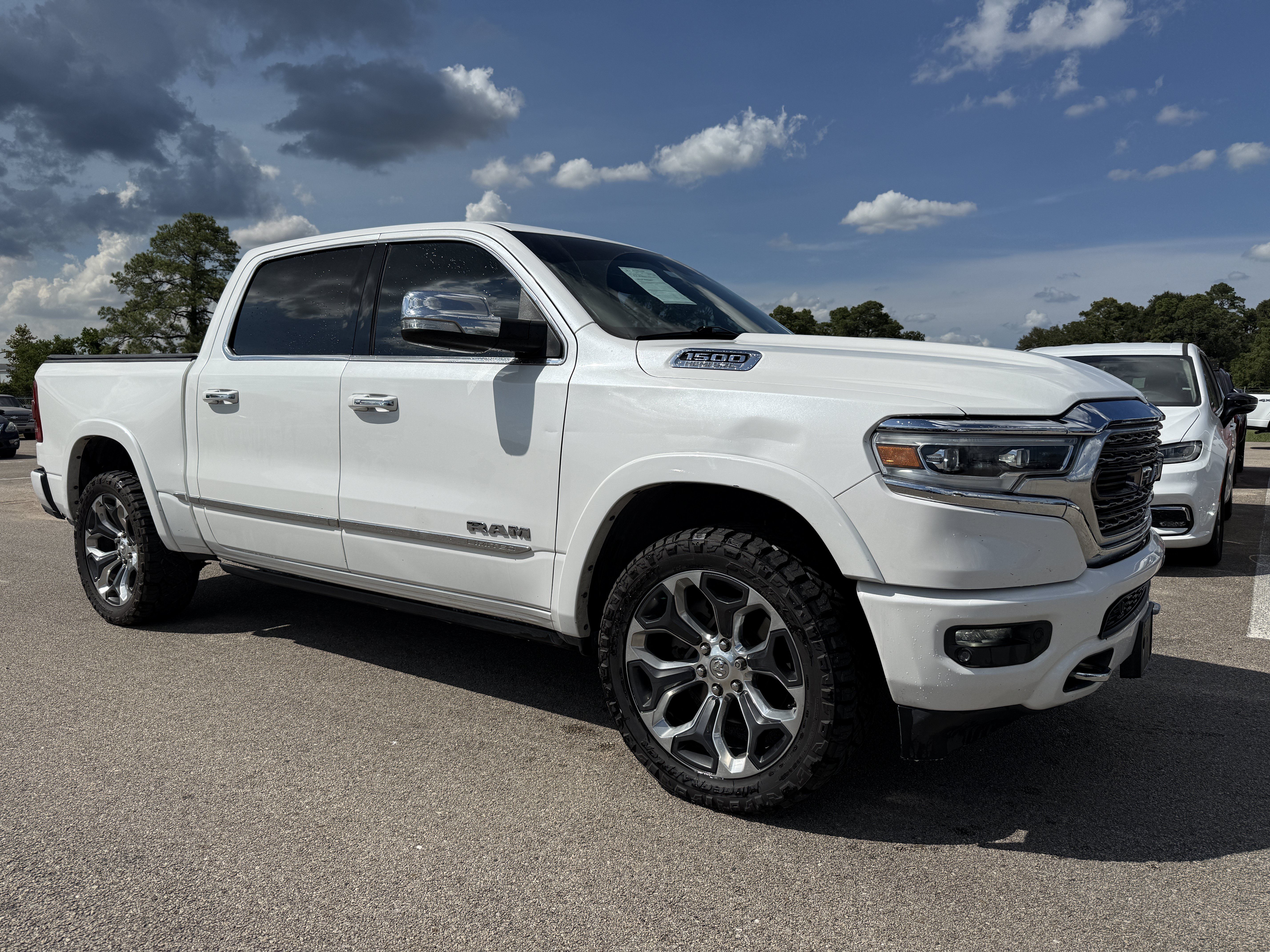 Used 2020 RAM 1500 Limited AWD/4WD image 1