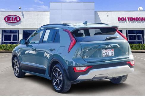 Certified 2023 Kia Niro EX image 6