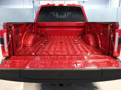 New 2025 Ford F350 Lariat w/ Lariat Ultimate Package image 38