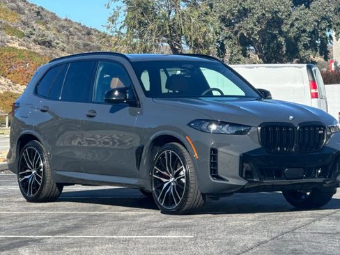 New 2026 BMW X5 M60i image 9