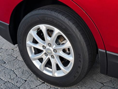 Used 2019 Chevrolet Equinox LT FWD image 10
