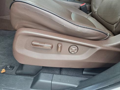 Certified 2025 Honda Odyssey Touring image 10