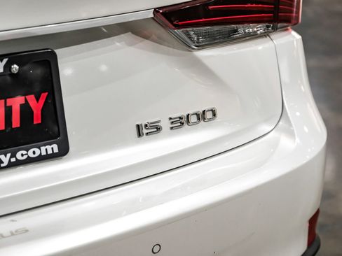Used 2018 Lexus IS 300 w/ Comfort Package image 54