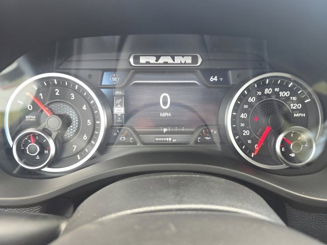 New 2026 RAM 1500 Express AWD/4WD image 12