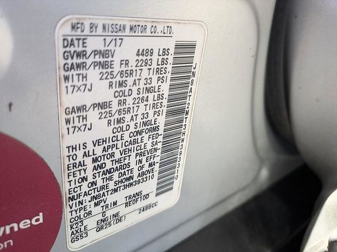 Used 2017 Nissan Rogue SV w/ SV Premium Package image 31