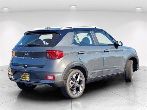 New 2026 Hyundai Venue SEL image 6