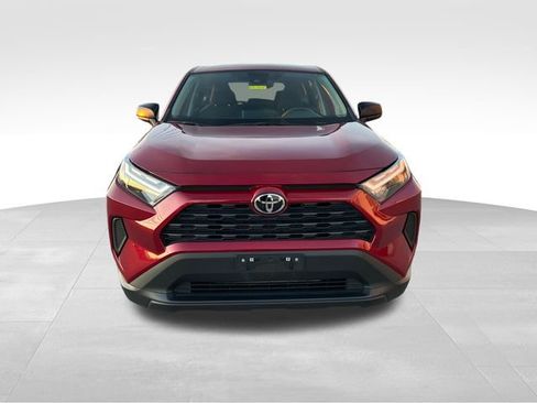 Used 2024 Toyota RAV4 LE image 8