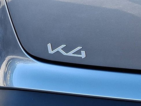 Used 2025 Kia K4 LXS image 33