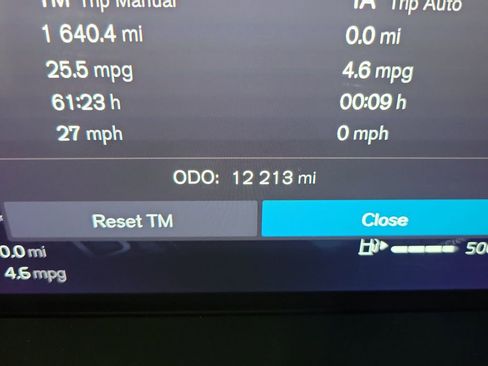 Used 2025 Volvo XC60 B5 Core image 27