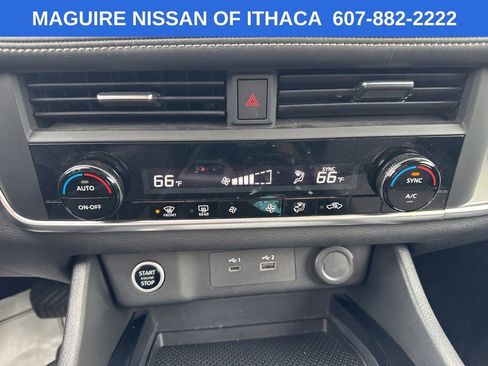 Used 2023 Nissan Rogue SV AWD/4WD image 8
