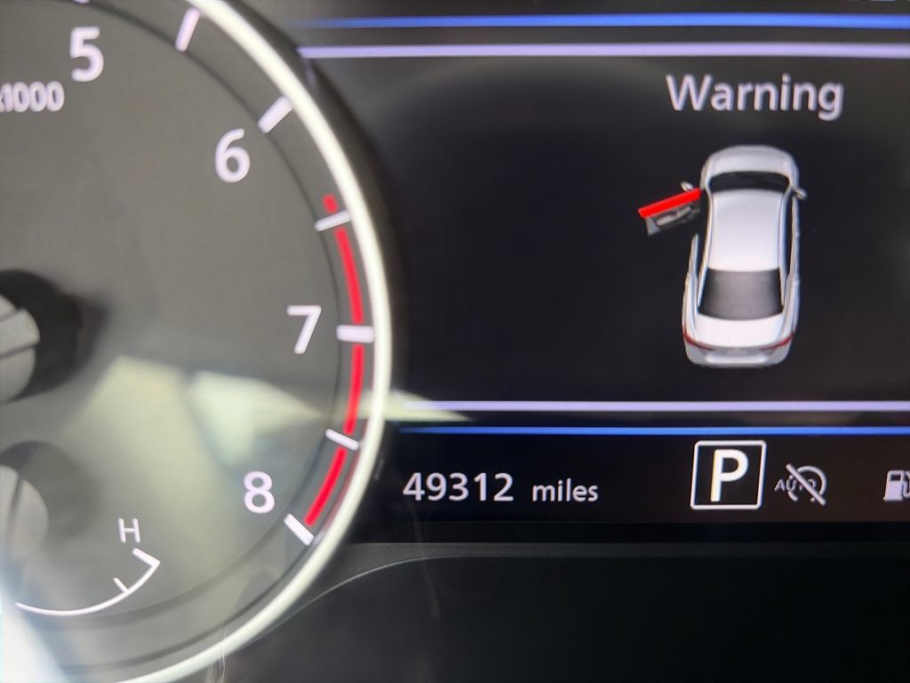 Used 2024 Nissan Sentra SV FWD image 17