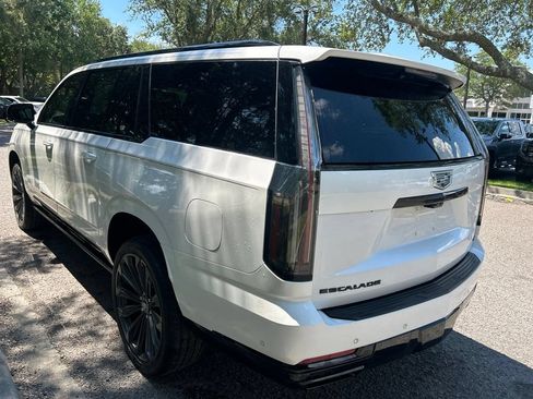 Certified 2025 Cadillac Escalade ESV Sport Platinum w/ LPO, ONYX Package AWD/4WD image 8