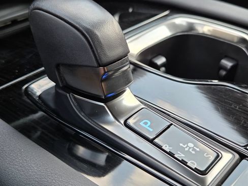 Used 2024 Lexus RX 350h w/ Accessory Package (K3) AWD/4WD image 36