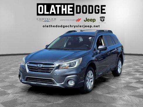 Used 2019 Subaru Outback 2.5i Premium AWD/4WD image 1