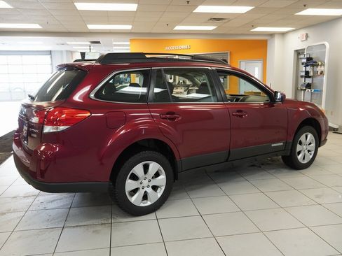 Used 2012 Subaru Outback 2.5i image 11