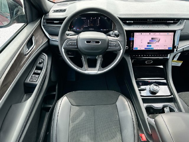 New 2026 Jeep Grand Cherokee Altitude AWD/4WD image 16