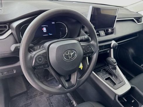 Certified 2025 Toyota RAV4 LE image 9