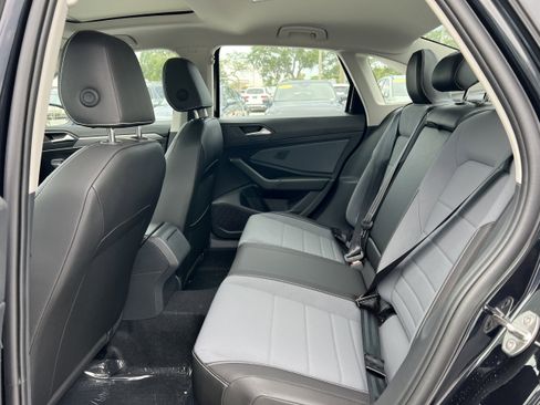New 2025 Volkswagen Jetta SE image 13