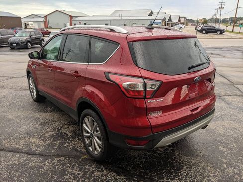 Used 2018 Ford Escape Titanium AWD/4WD image 5
