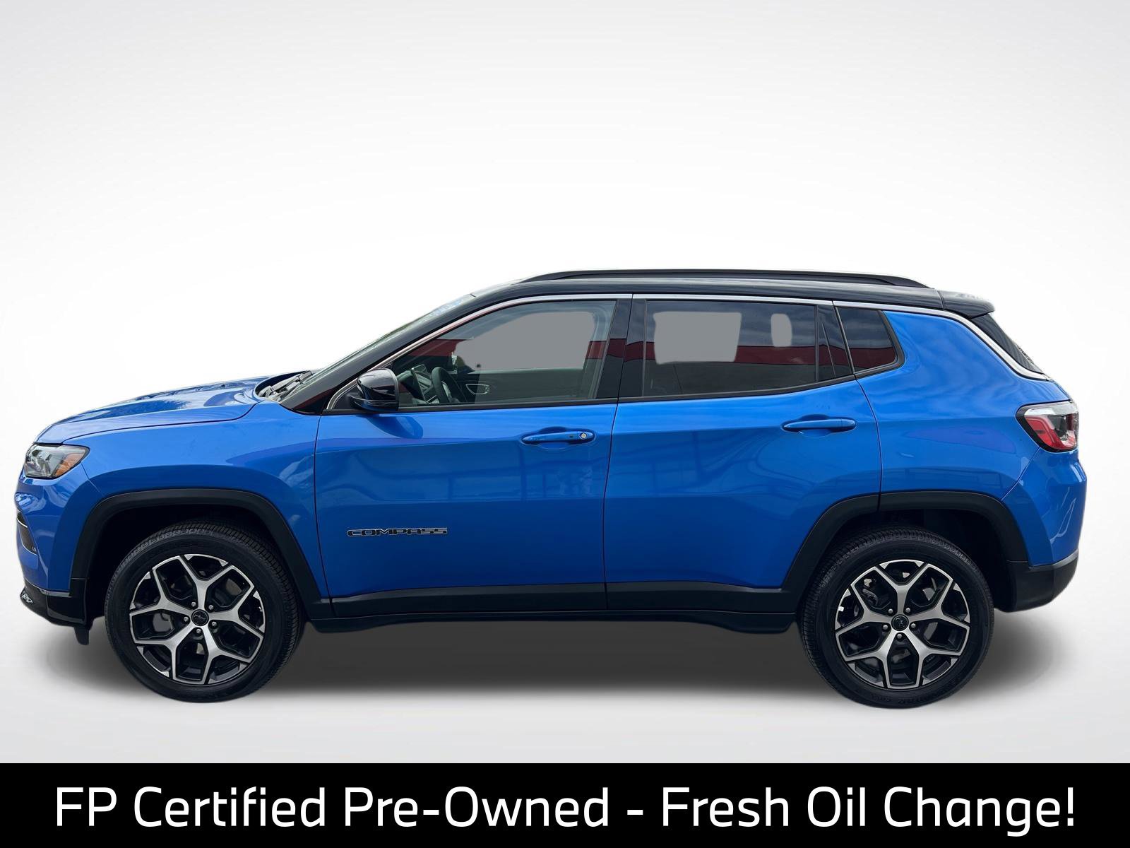 Used 2025 Jeep Compass Limited AWD/4WD image 4