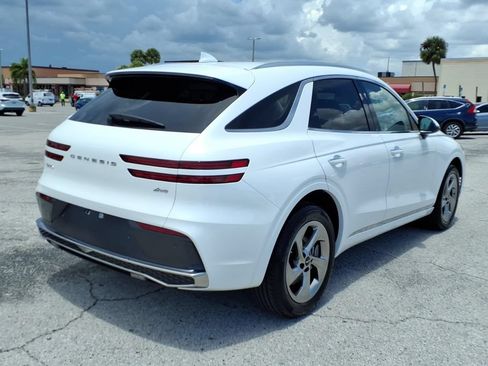 Used 2026 Genesis GV70 2.5T AWD/4WD image 7