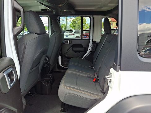 Certified 2025 Jeep Wrangler Unlimited Sport AWD/4WD image 10