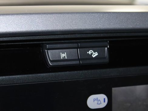 New 2025 Ford F150 XLT w/ Equipment Group 302A MID image 55