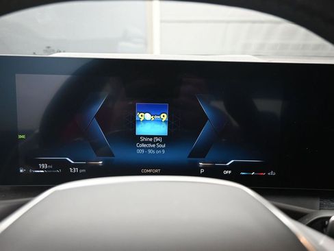 Used 2025 BMW 330i xDrive Sedan w/ Convenience Package image 18