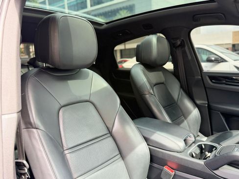 Used 2020 Porsche Cayenne S AWD/4WD image 46