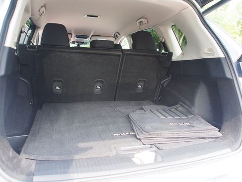 Used 2024 Nissan Rogue SV FWD image 14