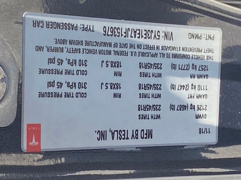 Used 2018 Tesla Model 3 Mid Range RWD image 12