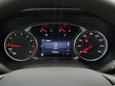 Used 2022 GMC Acadia SLE image 26