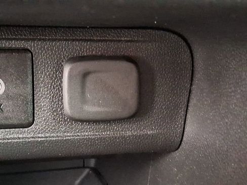 Used 2023 Buick Encore GX Preferred w/ Cold Weather Comfort Package image 27