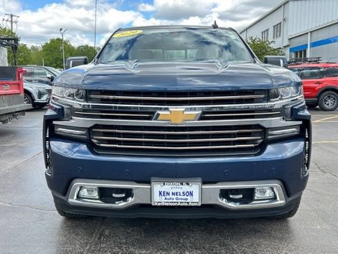 Used 2020 Chevrolet Silverado 1500 High Country w/ Safety Package II AWD/4WD image 2