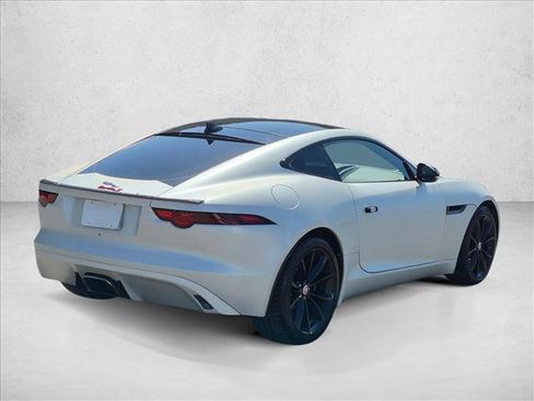 Used 2020 Jaguar F-TYPE Coupe RWD image 5