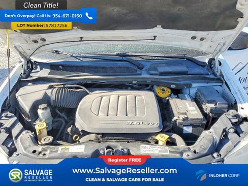 Used 2017 Dodge Grand Caravan SE FWD image 16