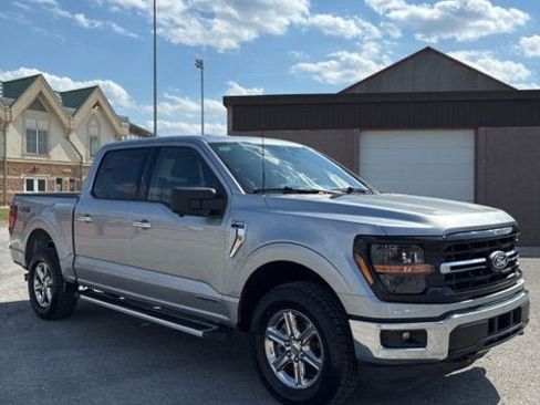 Used 2024 Ford F150 XLT w/ Mobile Office Package image 5