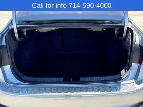 Used 2023 Volkswagen Jetta SE FWD image 11