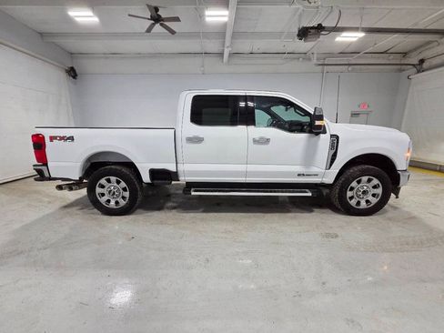 Used 2023 Ford F250 Lariat w/ Chrome Package image 9