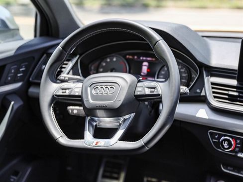 Used 2020 Audi SQ5 Premium w/ Convenience Package AWD/4WD image 20