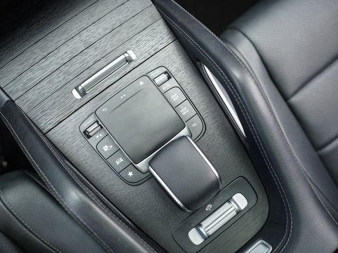 Used 2022 Mercedes-Benz GLS 450 4MATIC w/ AMG Line Exterior image 35