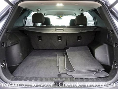Used 2022 Chevrolet Equinox LT w/ Driver Convenience Package image 5