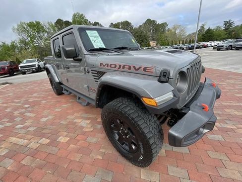 Used 2021 Jeep Gladiator Mojave AWD/4WD image 38