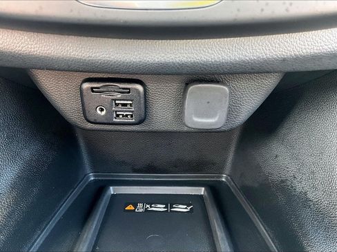 Used 2023 Chevrolet Traverse Premier AWD/4WD image 16