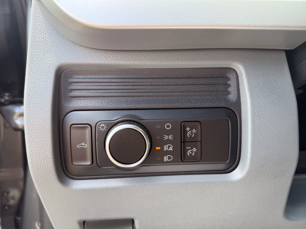 New 2025 Ford F350 XL w/ 360-Degree Camera Package RWD image 19