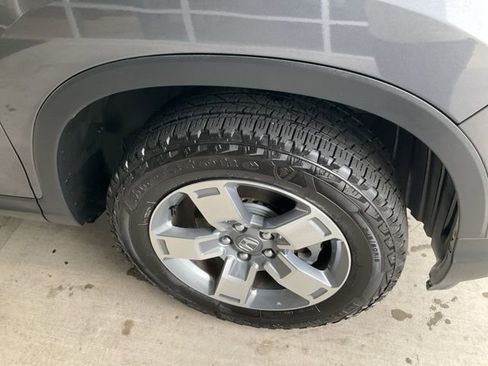 Certified 2025 Honda Ridgeline RTL image 30