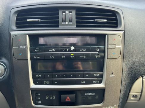 Used 2012 Lexus IS 250 image 20